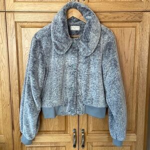 Z Supply Grey/Blue Fuzzy Cropped Jacket size Medium